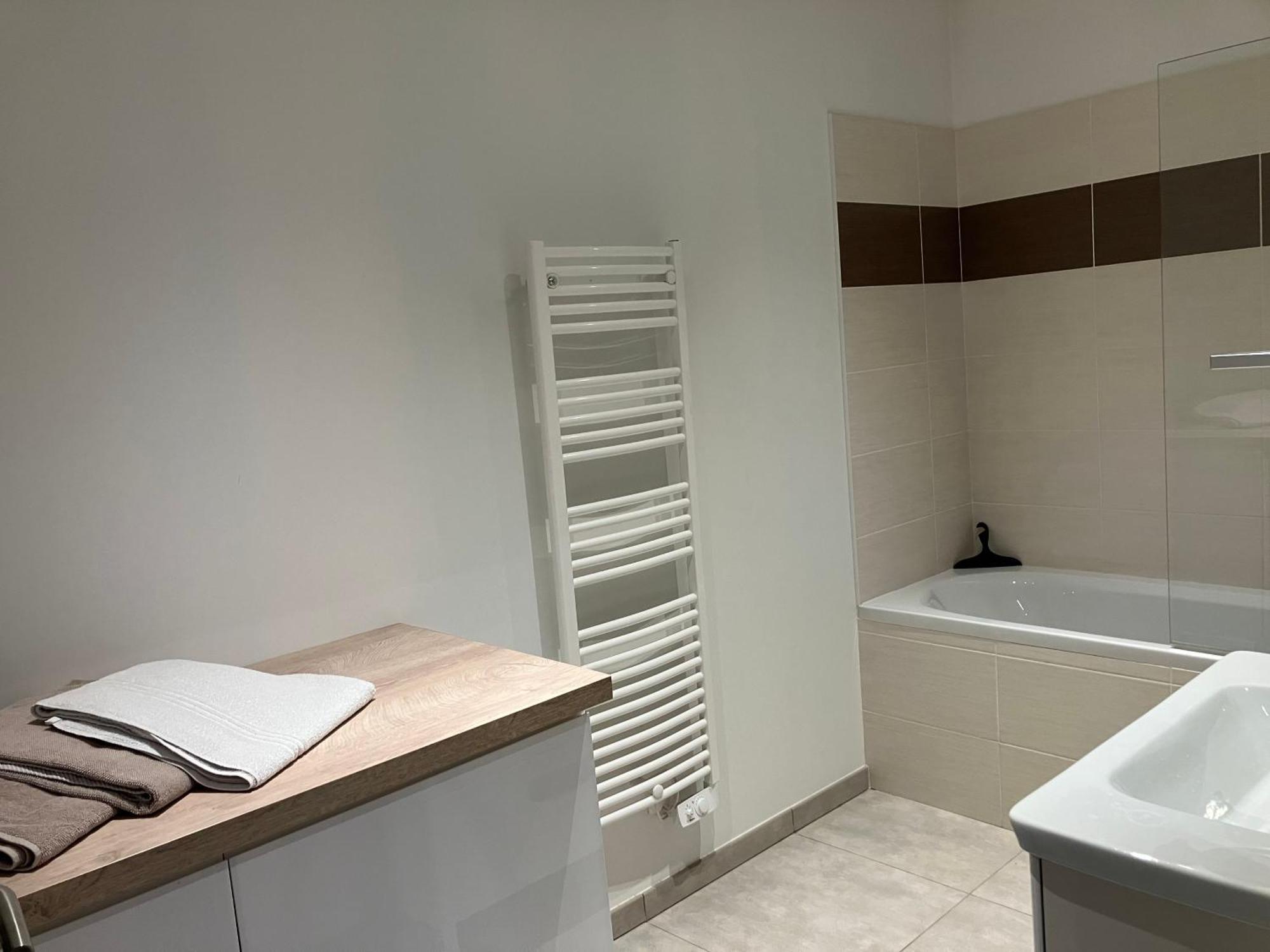 Appartement De Charme + Parking Centre-Ville Арас Екстериор снимка